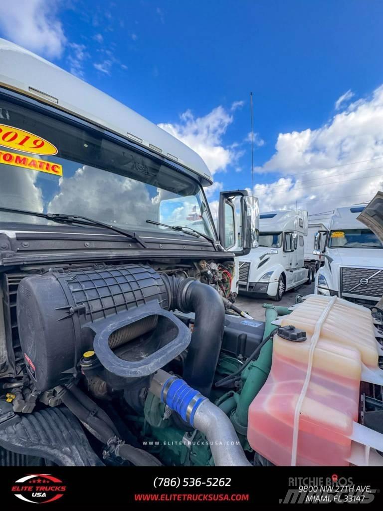 Volvo Commercial VNL Tracteur routier