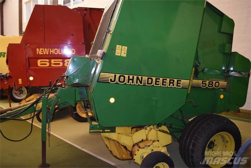 John Deere 580 Presse à balle ronde