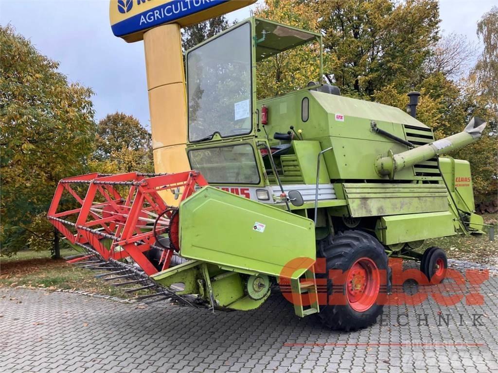 CLAAS Mercator 70 Moissonneuse batteuse