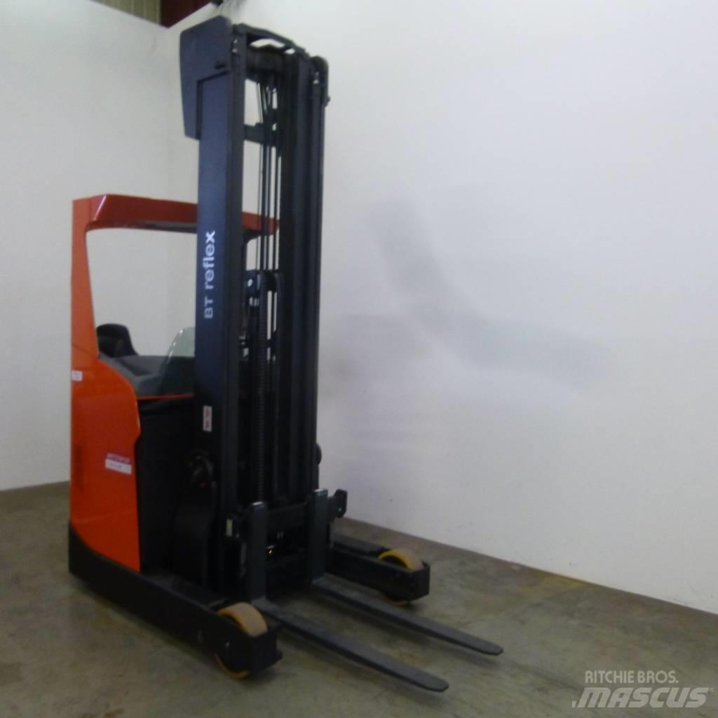 BT RR E 160 H Chariot à mât rétractable