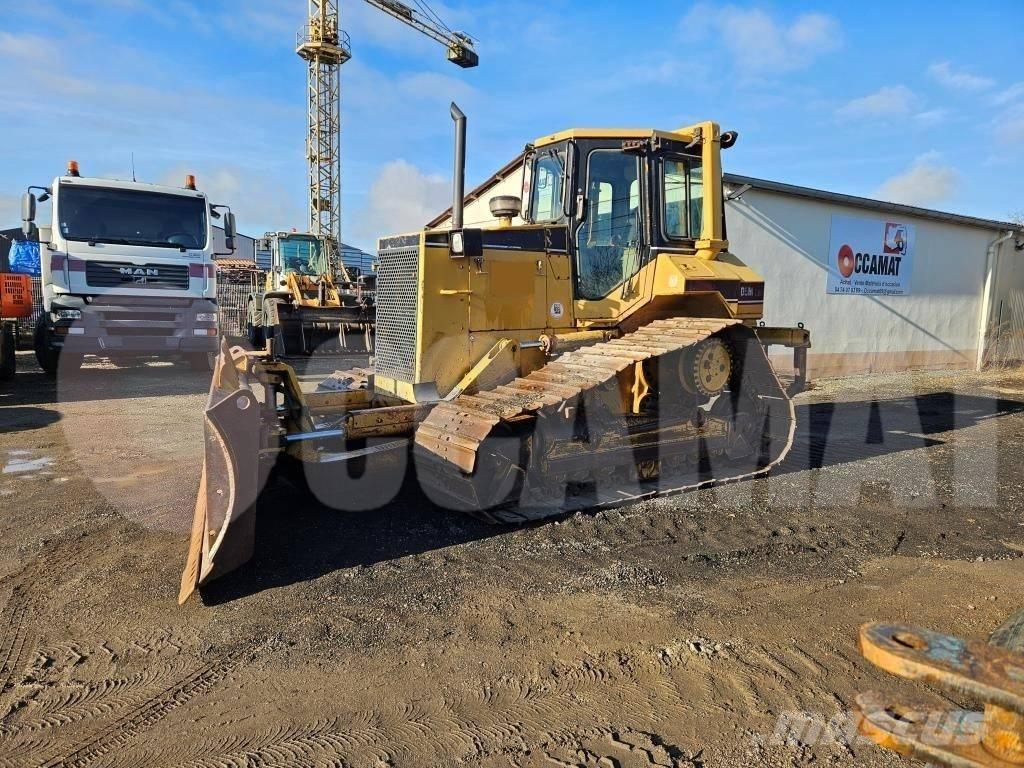 CAT D 5 M LGP Bouteurs sur chenilles