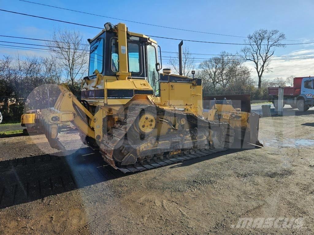 CAT D 5 M LGP Bouteurs sur chenilles
