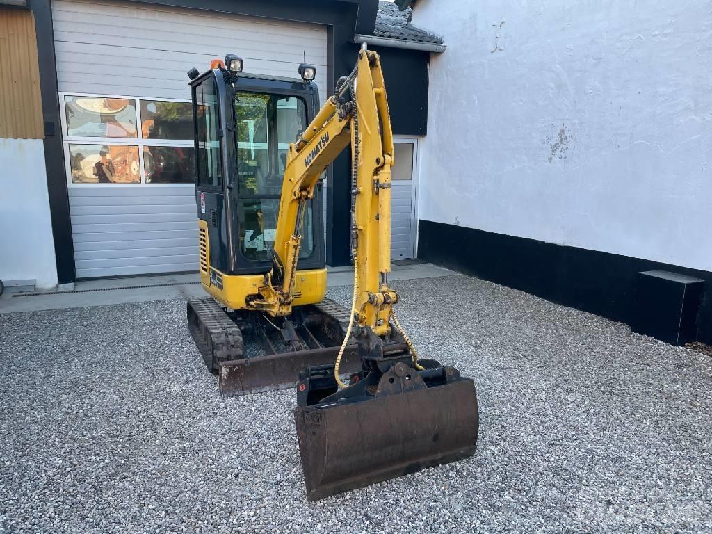 Komatsu PC 16 R-3HS Mini pelle < 7t