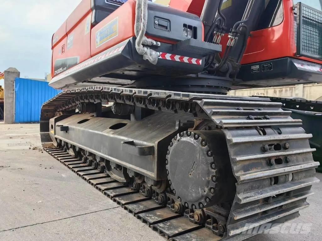 Doosan DX225LC-9C Pelle sur chenilles
