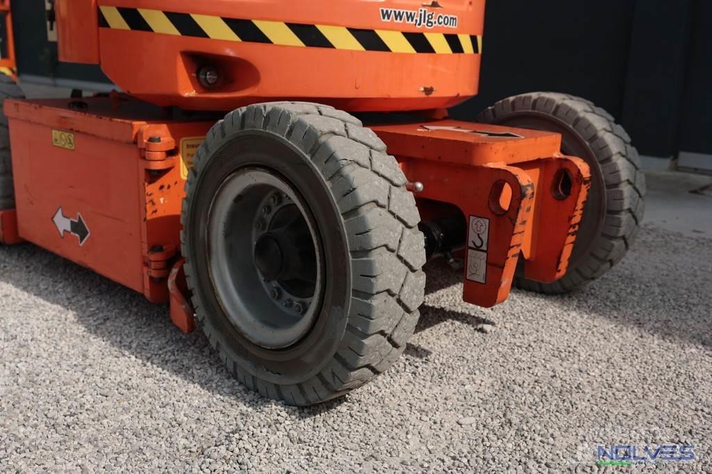 JLG E300AJP Nacelles articulées