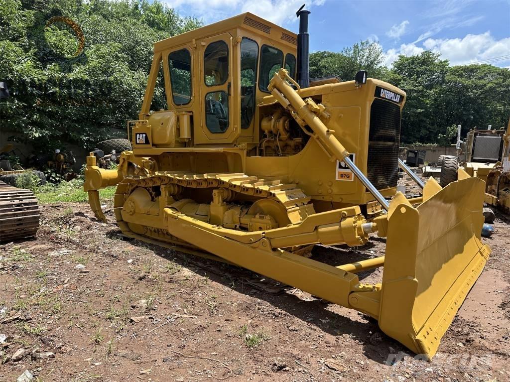 CAT D 7 G Bouteurs sur chenilles