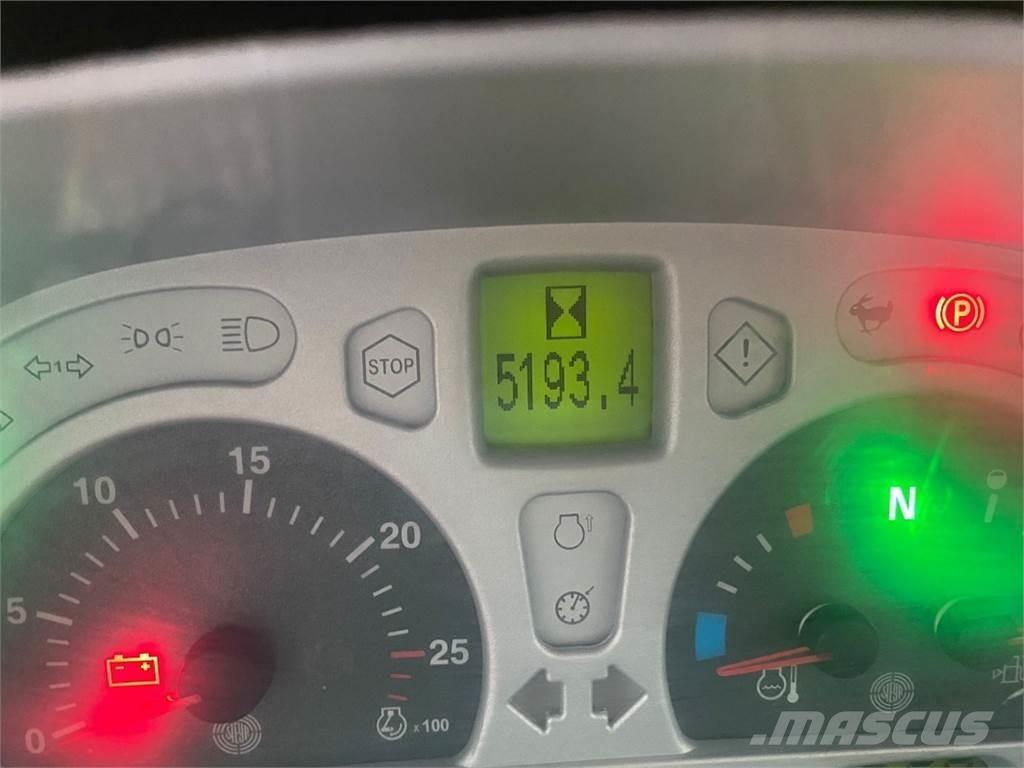 Steyr 6135 Profi Tracteur