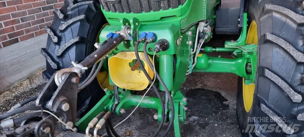 John Deere 6125 R Tracteur