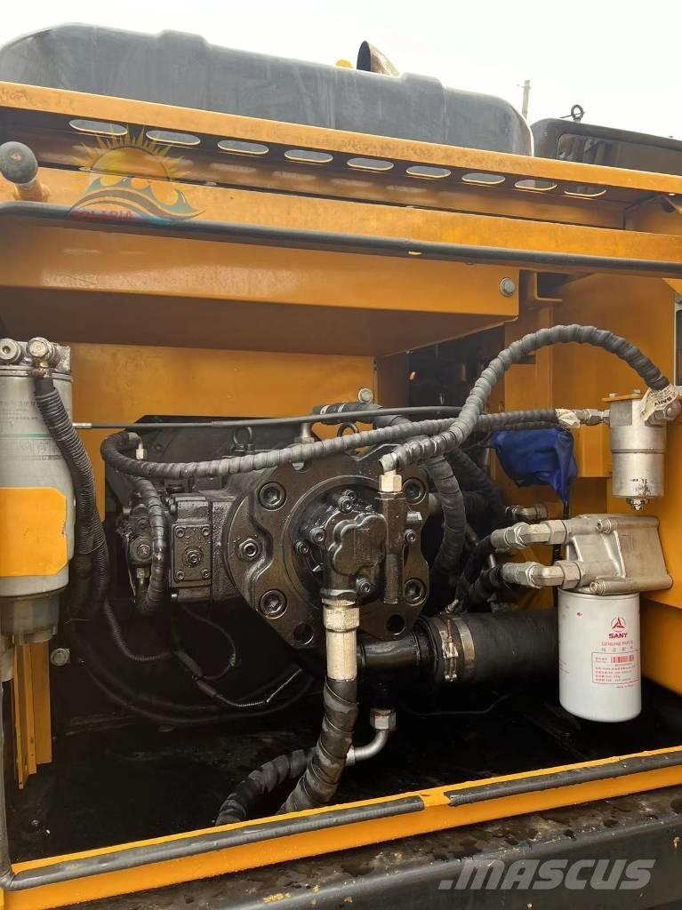 Sany SY 235 H Pelle sur chenilles