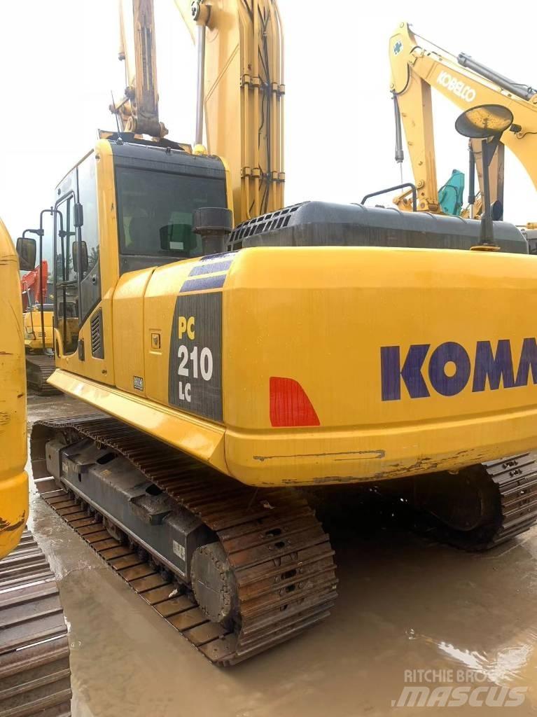 Komatsu PC 210-8 Pelle sur chenilles