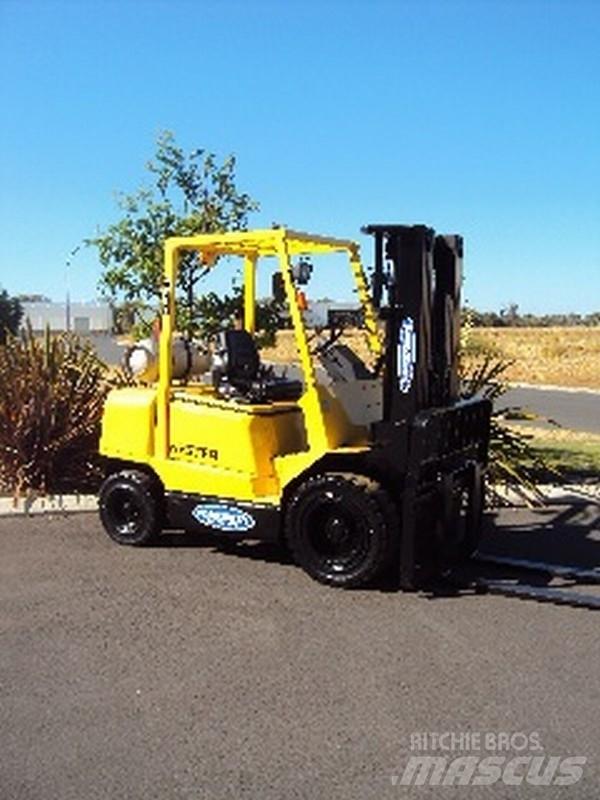 Hyster H 3.00DX Chariot élevateur pour camion