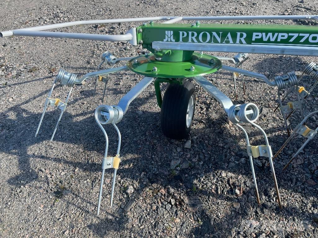 Pronar PWP770C Rateau faneur