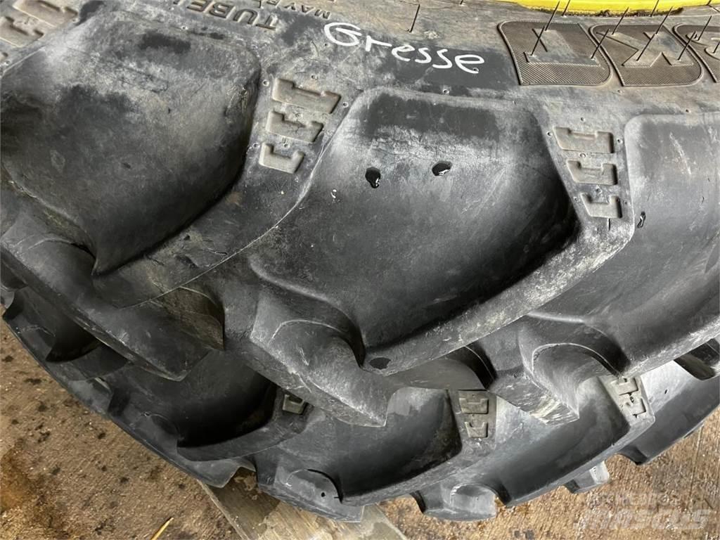 BKT 270/95R32 Pneus, roues et jantes