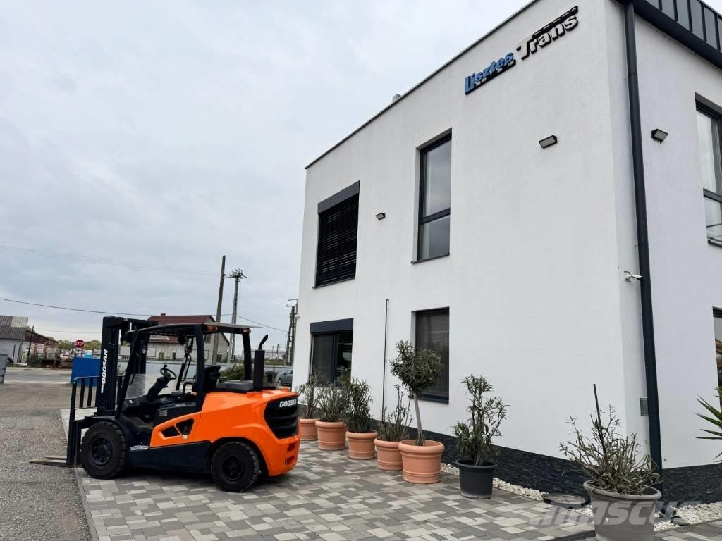 Doosan D 50,  130üó!!! 5t Chariots diesel