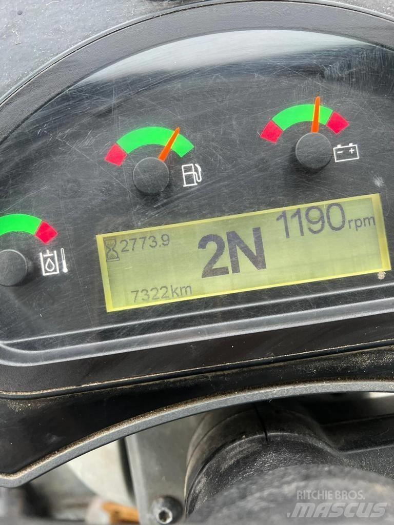 CAT 906M Chargeuse sur pneus
