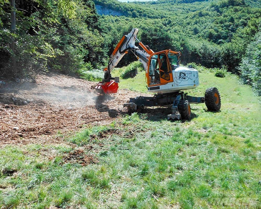 Euromach R125 Pelles amphibies