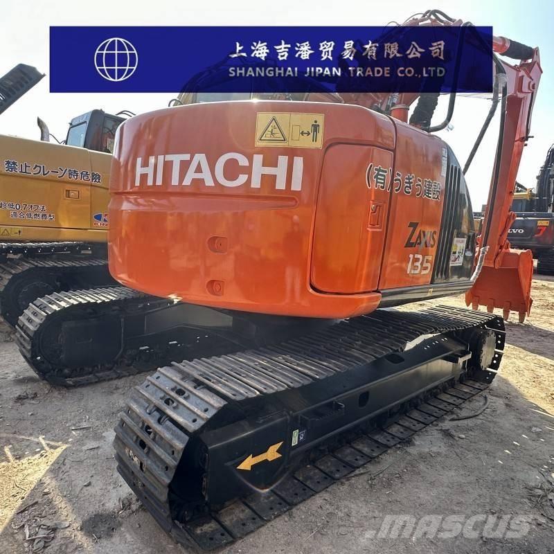 Hitachi ZX 135 US Pelle sur chenilles
