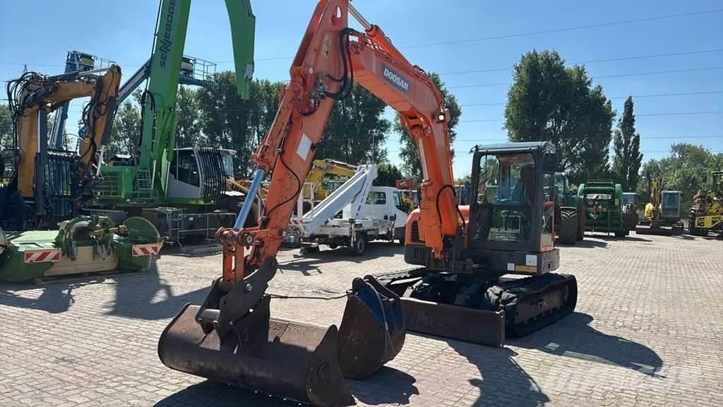 Doosan DX85 0 Pelle spéciale