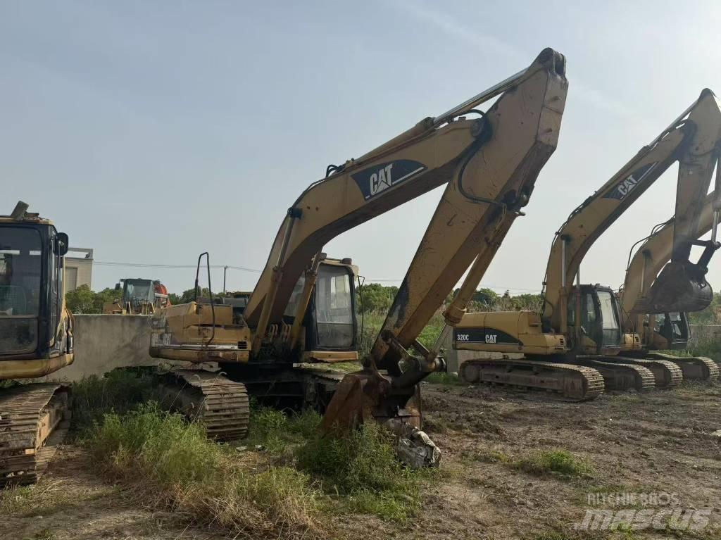 CAT 320 B L Pelle sur chenilles