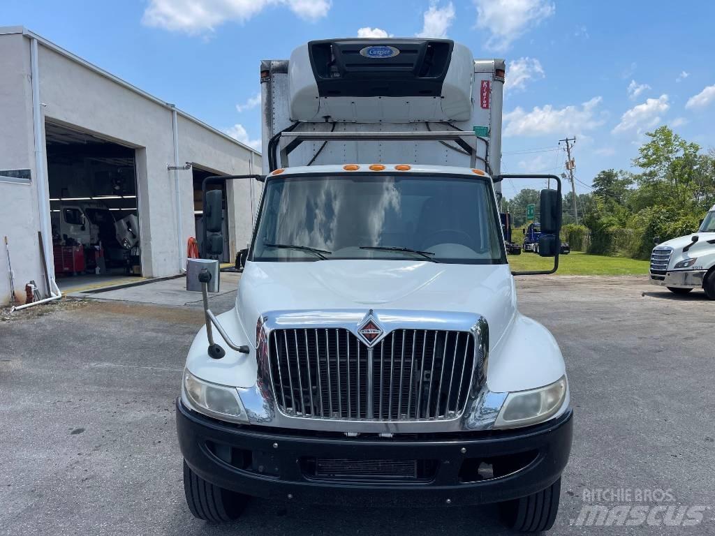 International 4300 Camion frigorifique