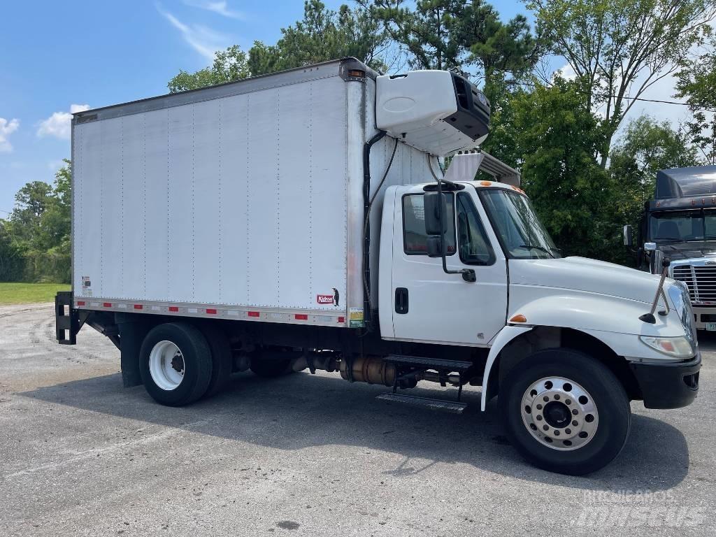 International 4300 Camion frigorifique