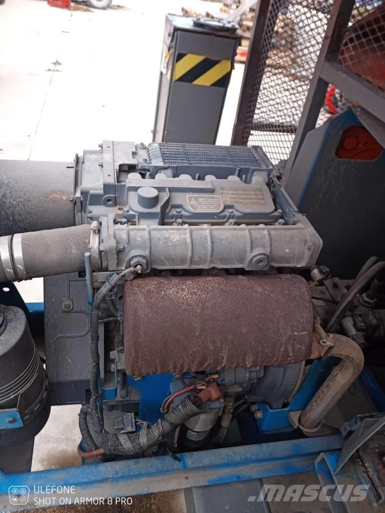 Genie GS 4390 RT Nacelle ciseaux