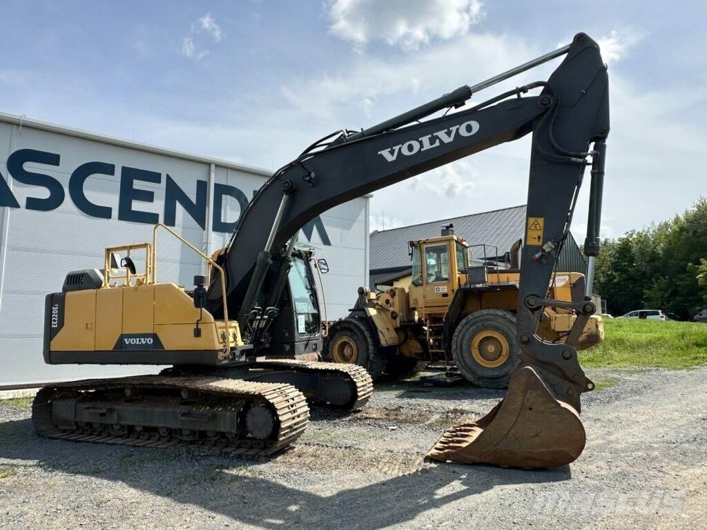 Volvo EC220EL Pelle sur chenilles
