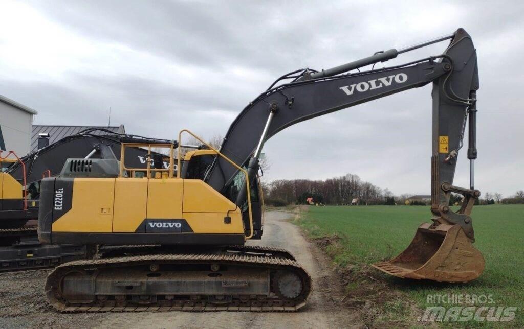 Volvo EC220EL Pelle sur chenilles
