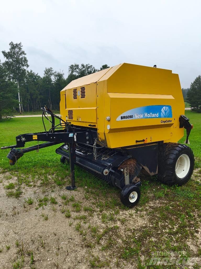 New Holland BR 6090 Presse à balle ronde