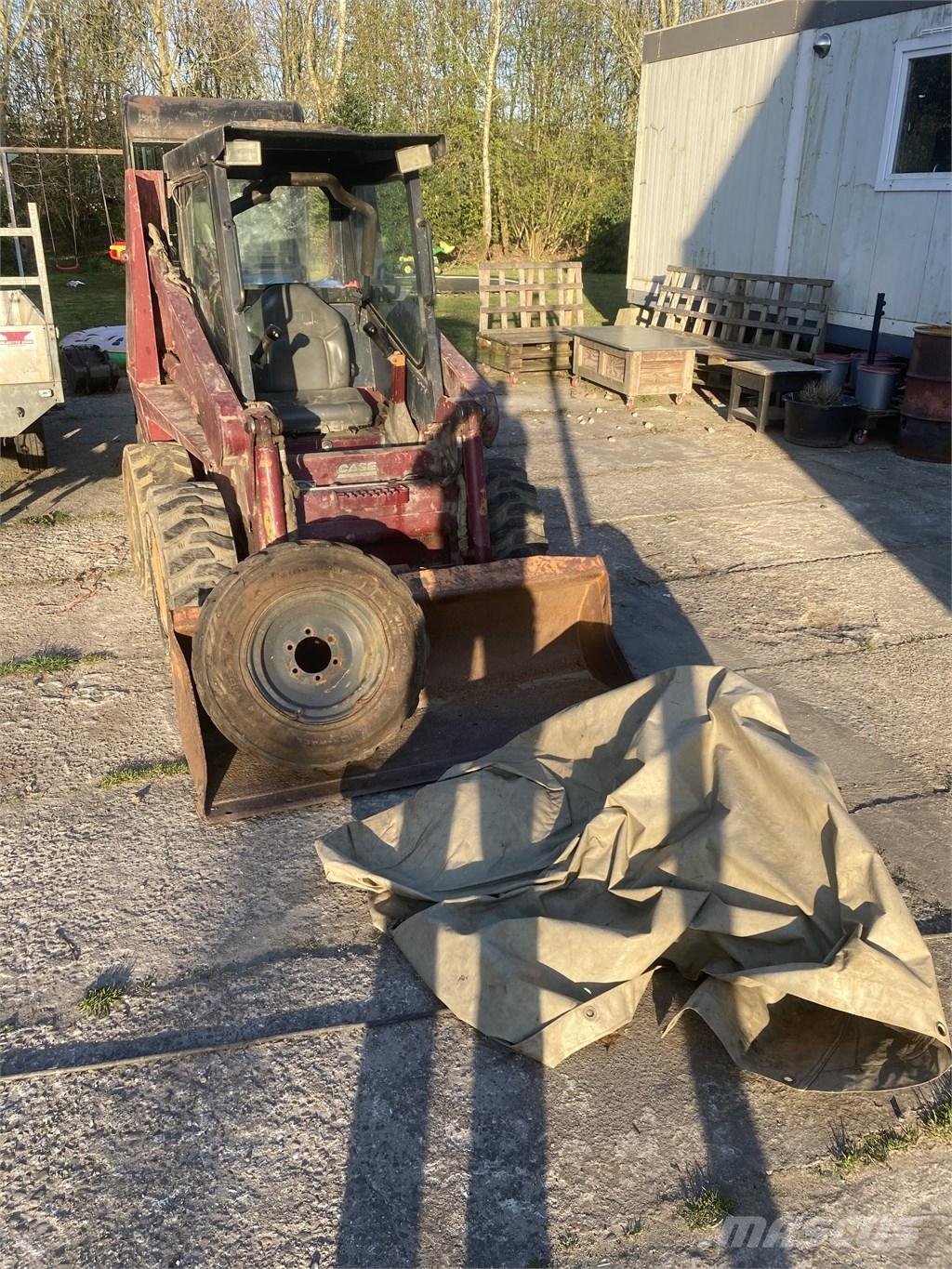 CASE 1840 Chargeuse compacte