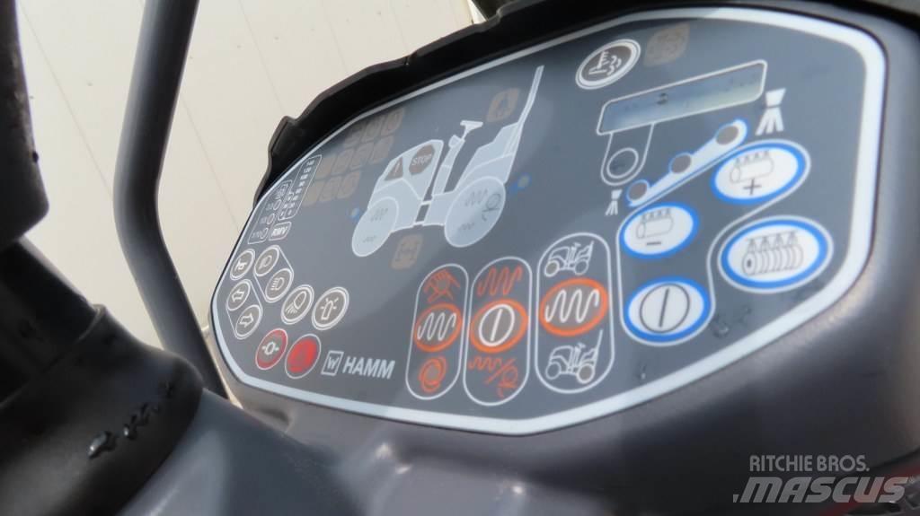 Hamm HD14i TT Rouleaux à pneumatiques