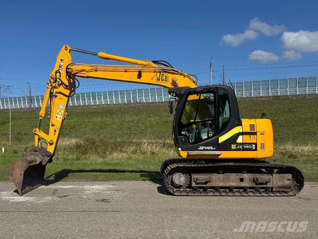 JCB JZ 140 LC Pelle sur chenilles