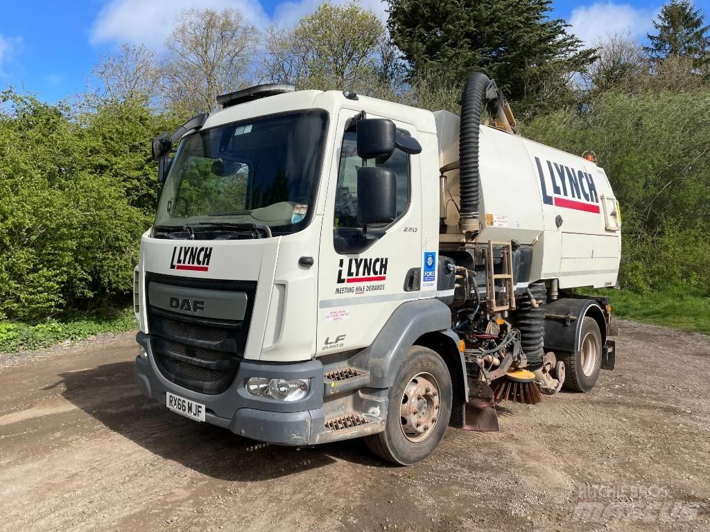 DAF LF 220 Balayeuse / Autolaveuse