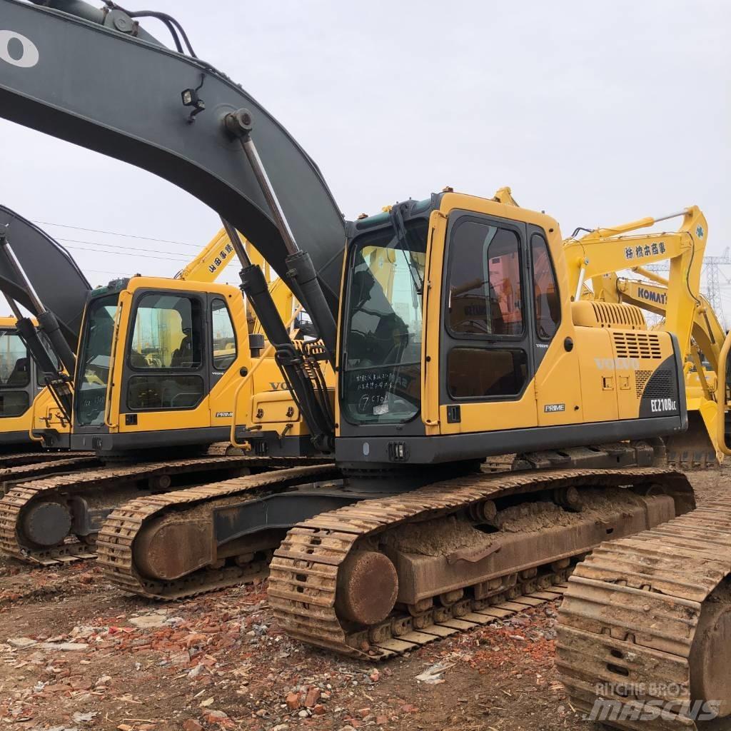 Volvo EC210B Pelle sur chenilles