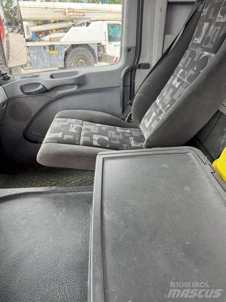 MAN TGS 32 - 440 Camion multibenne