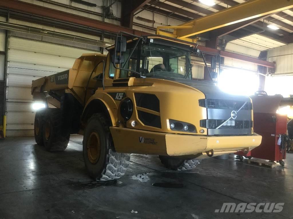 Volvo A 25 F Tombereau articulé