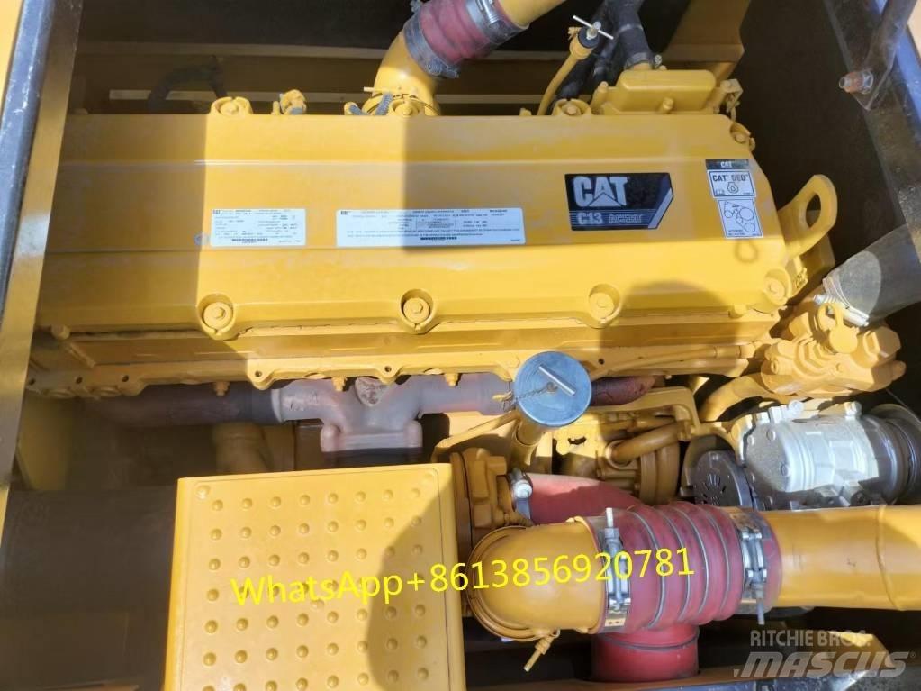 CAT 349 D Pelle sur chenilles