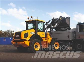 JCB 411 Chargeuse sur pneus