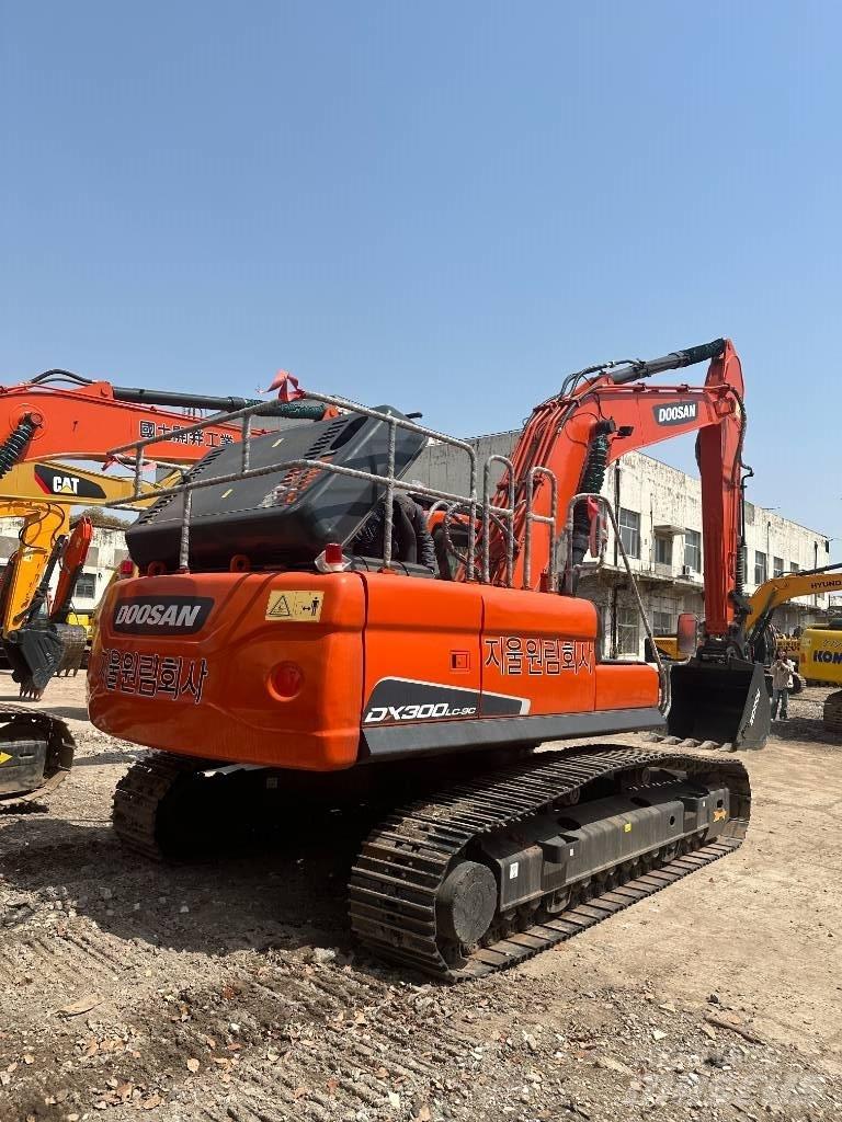 Doosan DX 300 Mini pelle 7t-12t