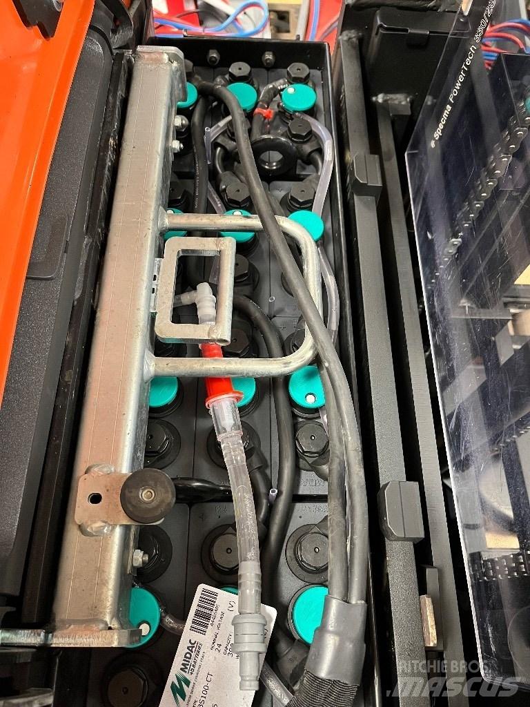 BT SPE 120 L Gerbeur accompagnant