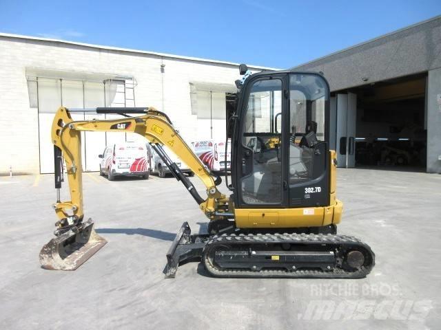 CAT 302.7 D CR Mini pelle < 7t