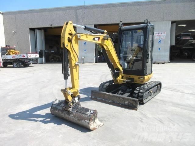 CAT 302.7 D CR Mini pelle < 7t