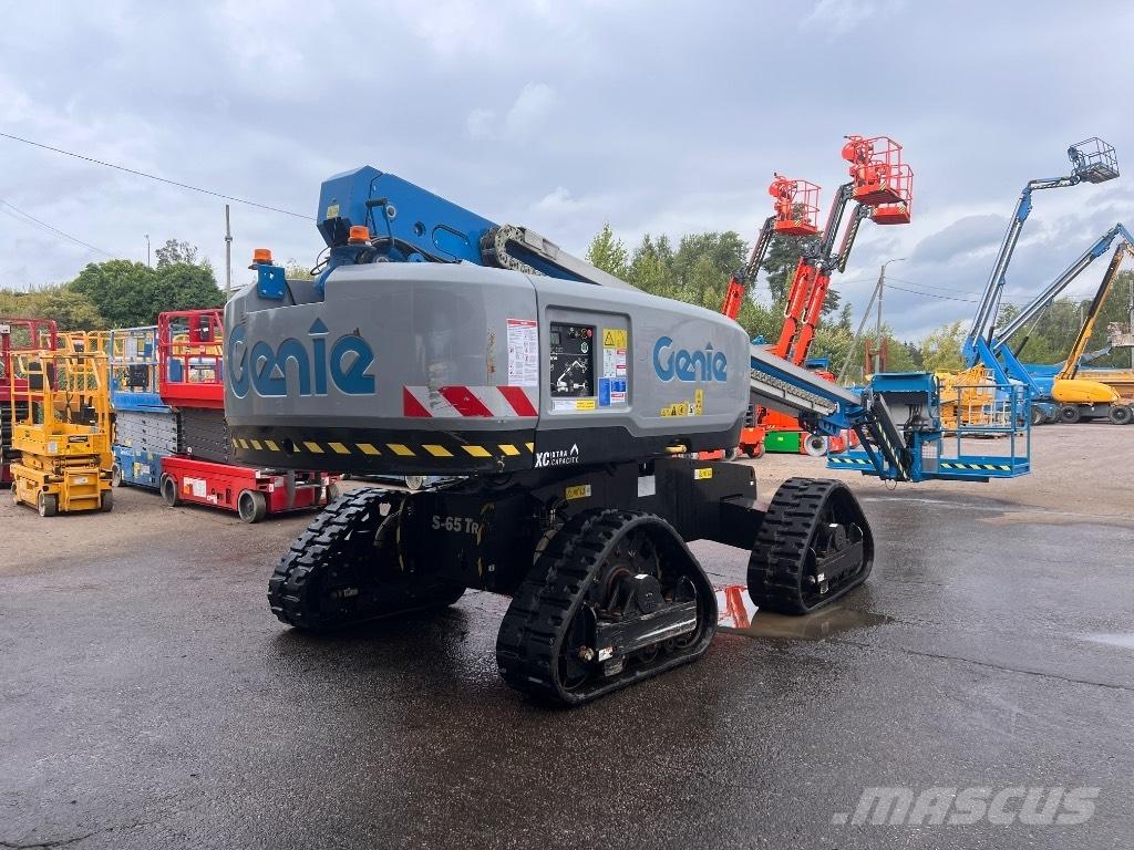 Genie S 65XC TRAX Nacelles articulées