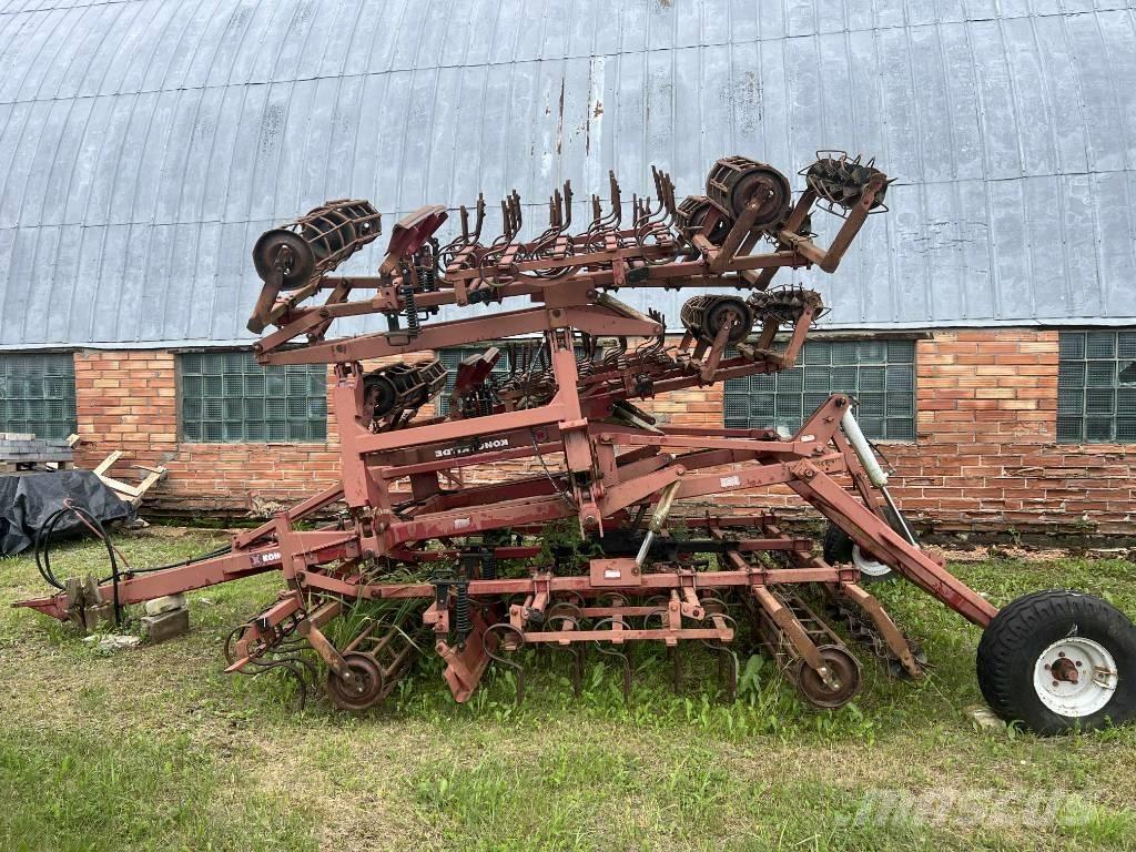 Kongskilde SP6000 Déchaumeur, cultivateur