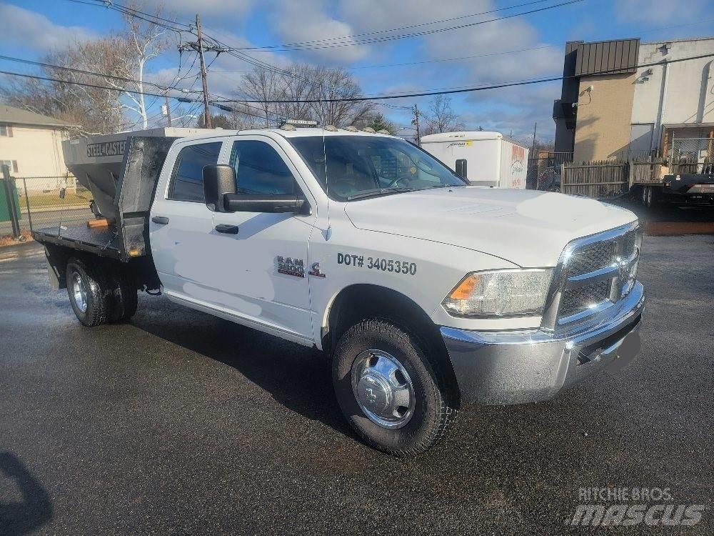 Dodge Ram 3500 Camion plateau