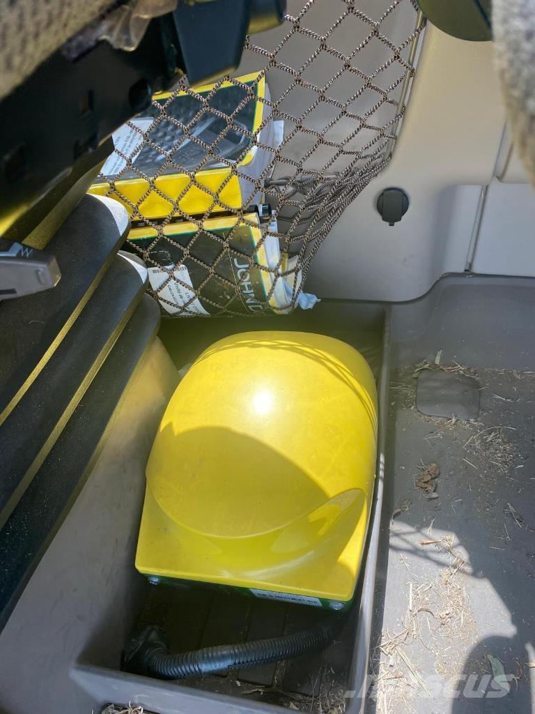 John Deere 8200 Ensileuse occasion