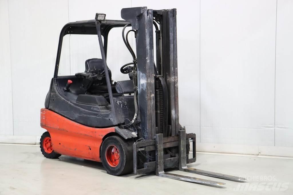 Linde E25-02 Chariots élévateurs électriques