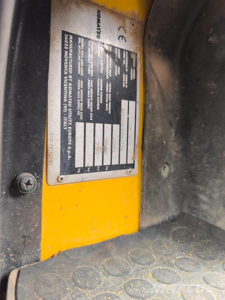 Komatsu WB 97 S-2 Tractopelle