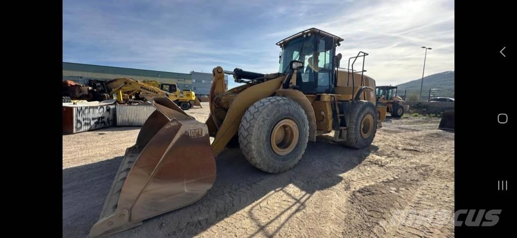 CAT 966 M Chargeuse sur pneus