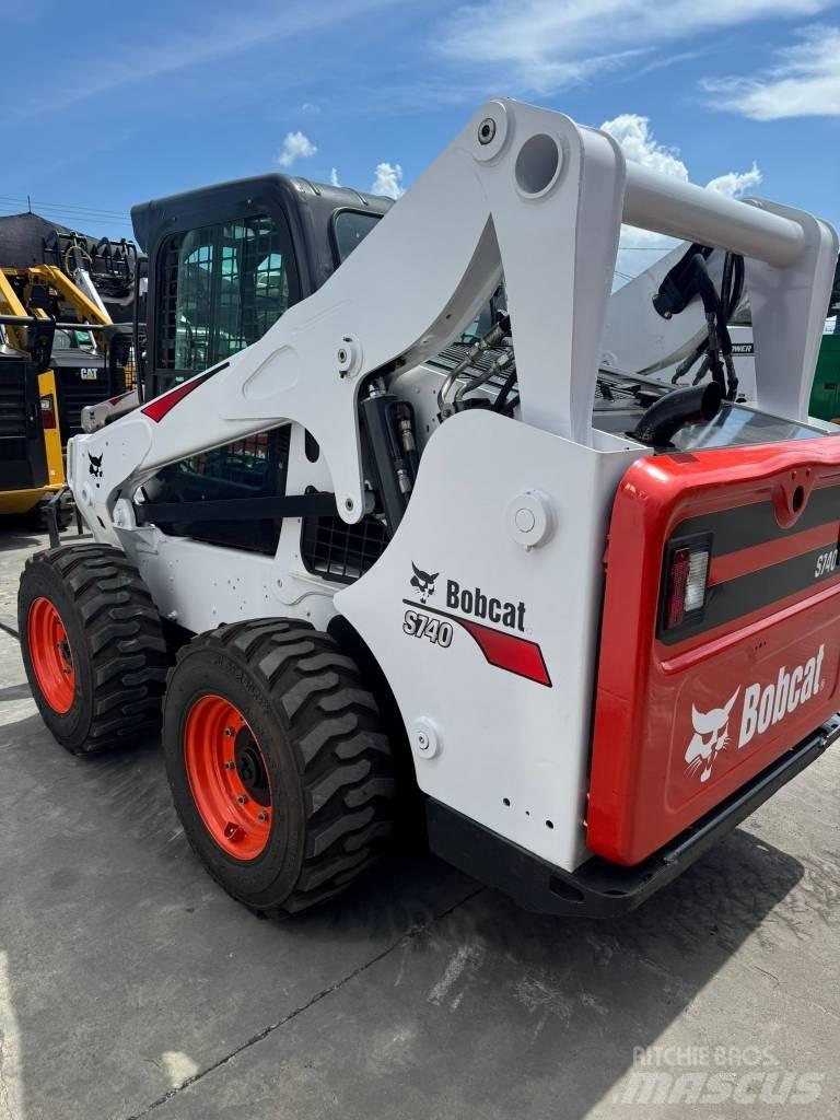 Bobcat S 740 Chargeuse compacte